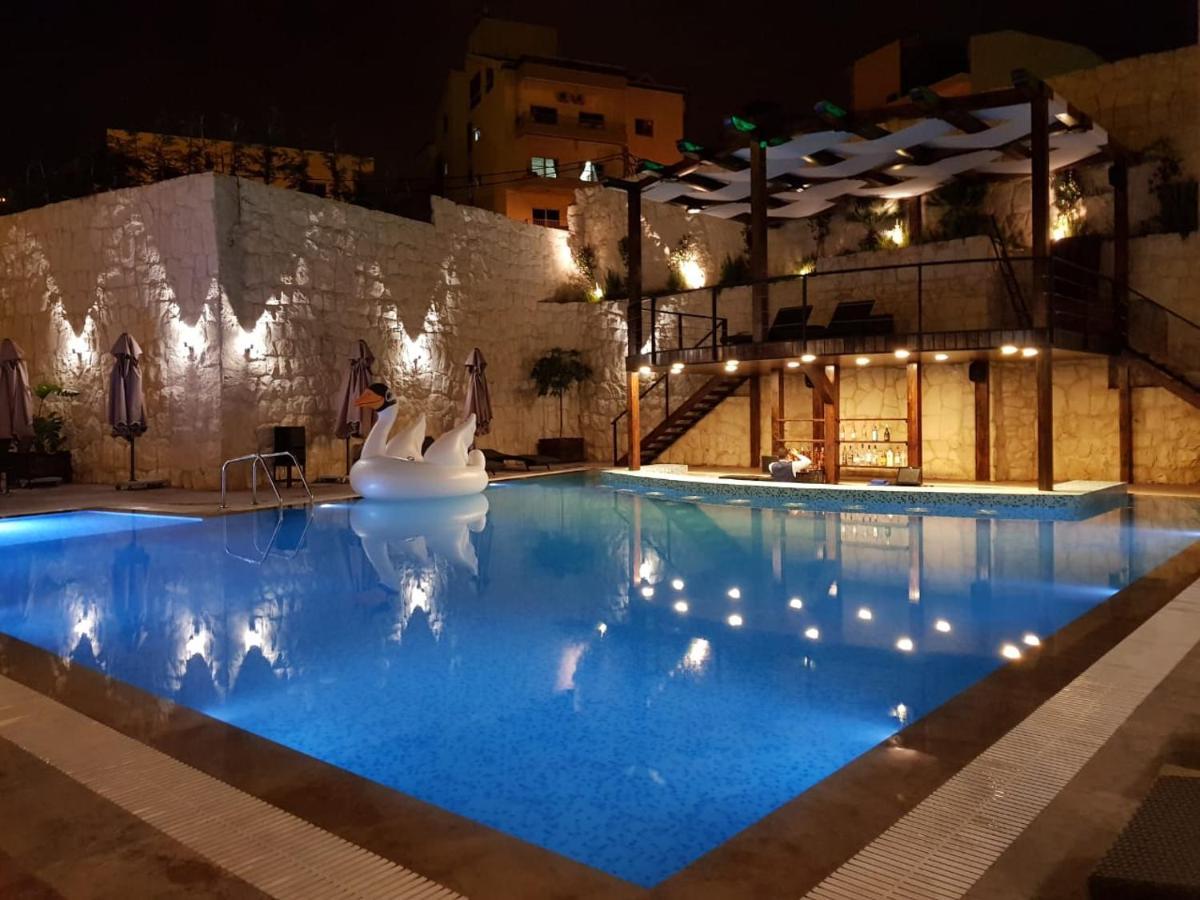 Ibiza Hotel Jounieh Extérieur photo
